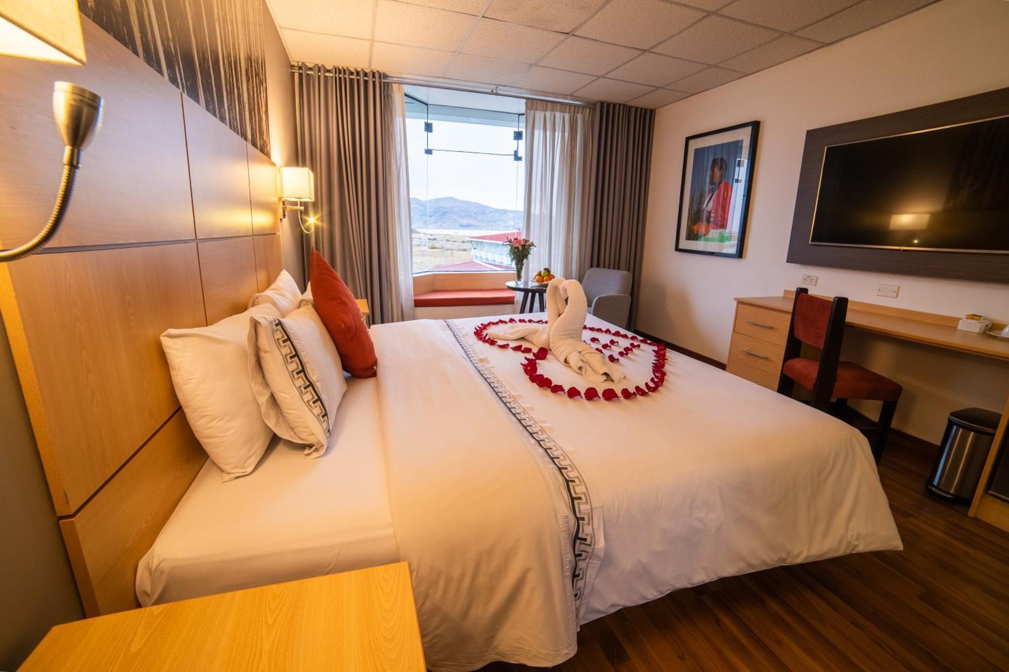 Hotel Titicaca 4*